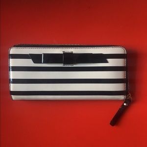 Kate Spade Continental Wallet