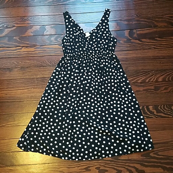 Old Navy Dresses & Skirts - Polka Dotted Dress