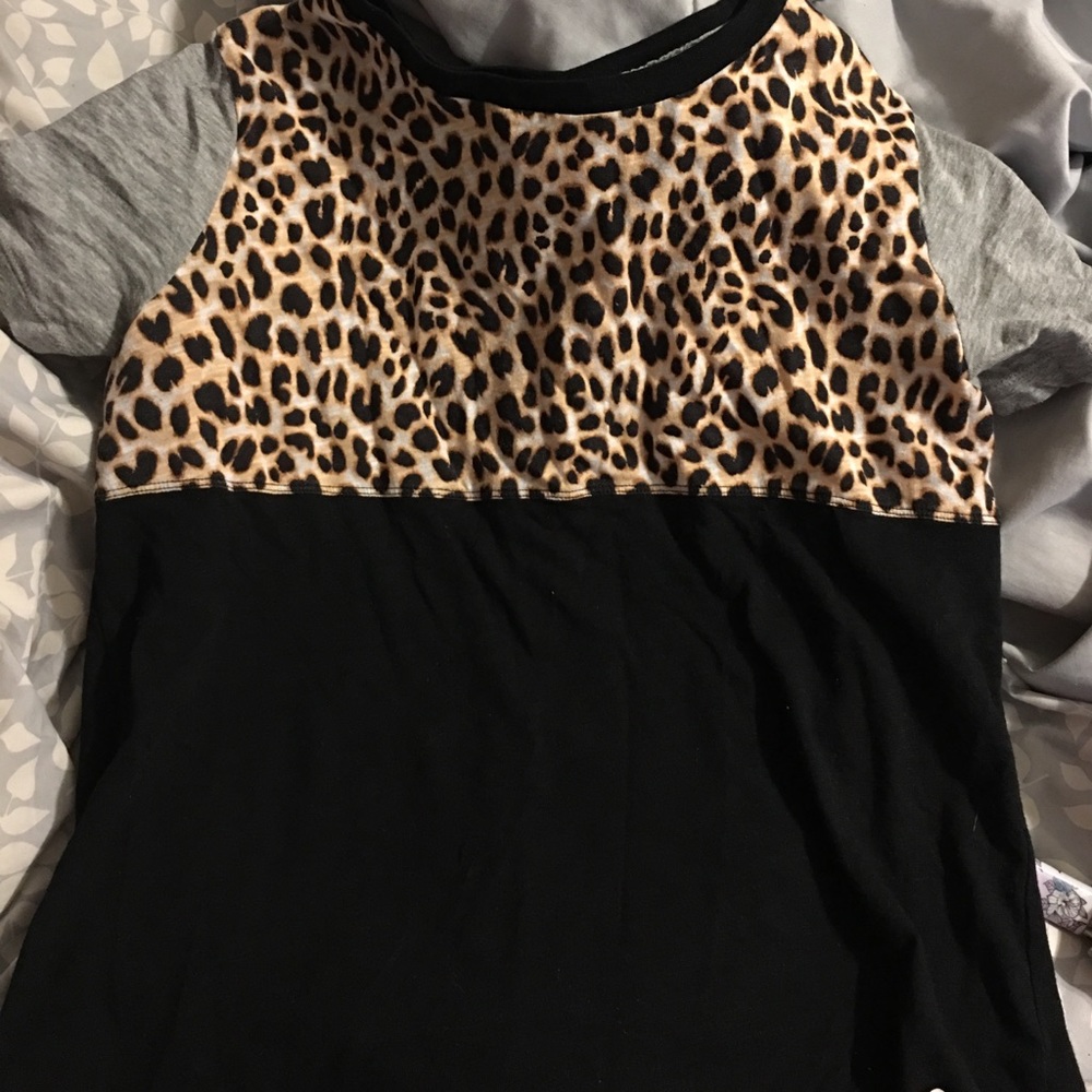 Vs shirt
