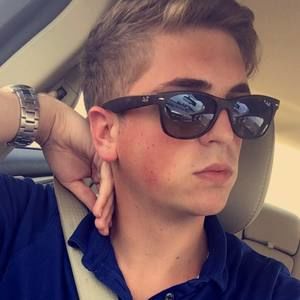 Meet your Posher, Christopher