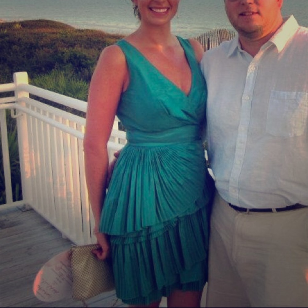 Max and Cleo size 6 tiered cocktail dress