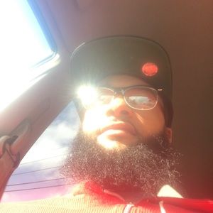 Meet your Posher, Malik