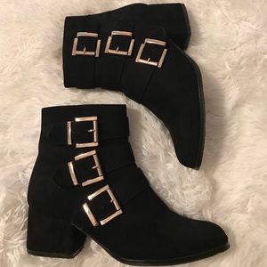 Forever 21 ankle buckled boots