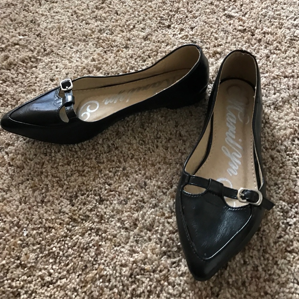 Black flats