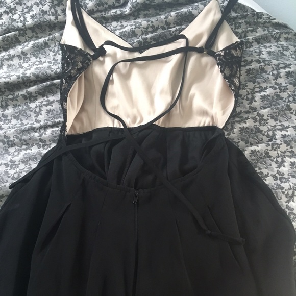 Black and cream romper and dress - Picture 4 of 5