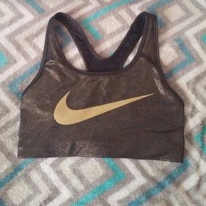 NWOT Nike Dry-Fit sports bra