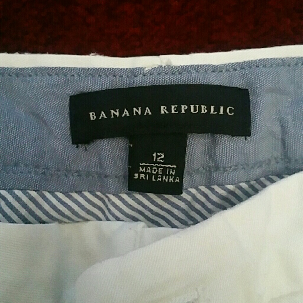 Shorts - Picture 2 of 3
