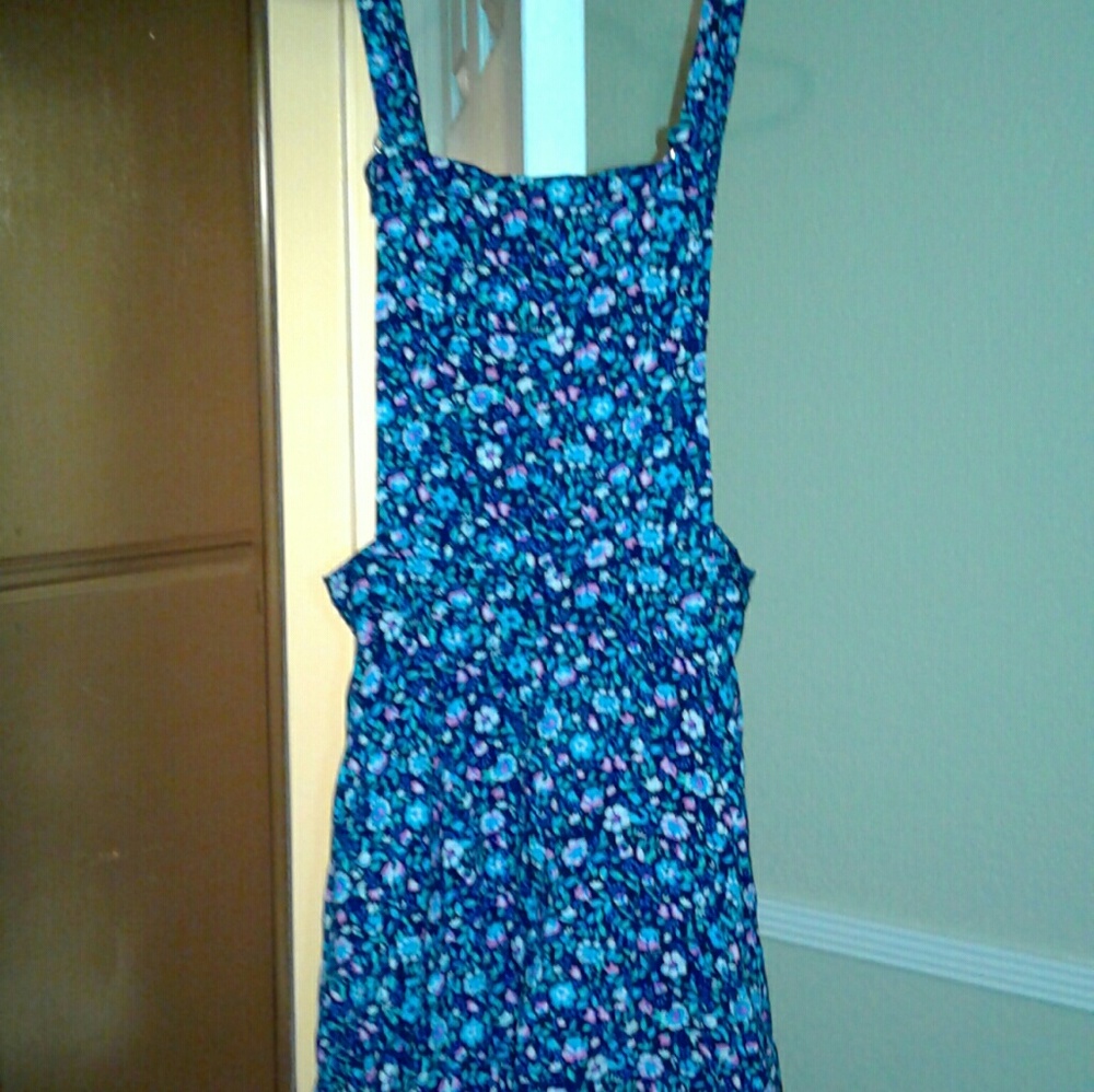 NWT HOLLISTER OVERALL DRESS SZ XS
