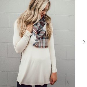 GORGEOUS IVORY/CREAM STRETCH TUNIC - NEW!