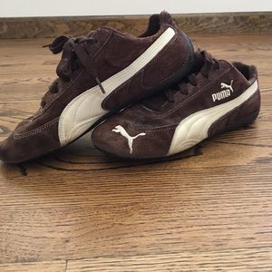 Brown suede Puma speed cats