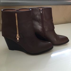 Brown Corso Como Wedge booties