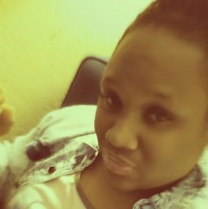 Meet your Posher, Tia