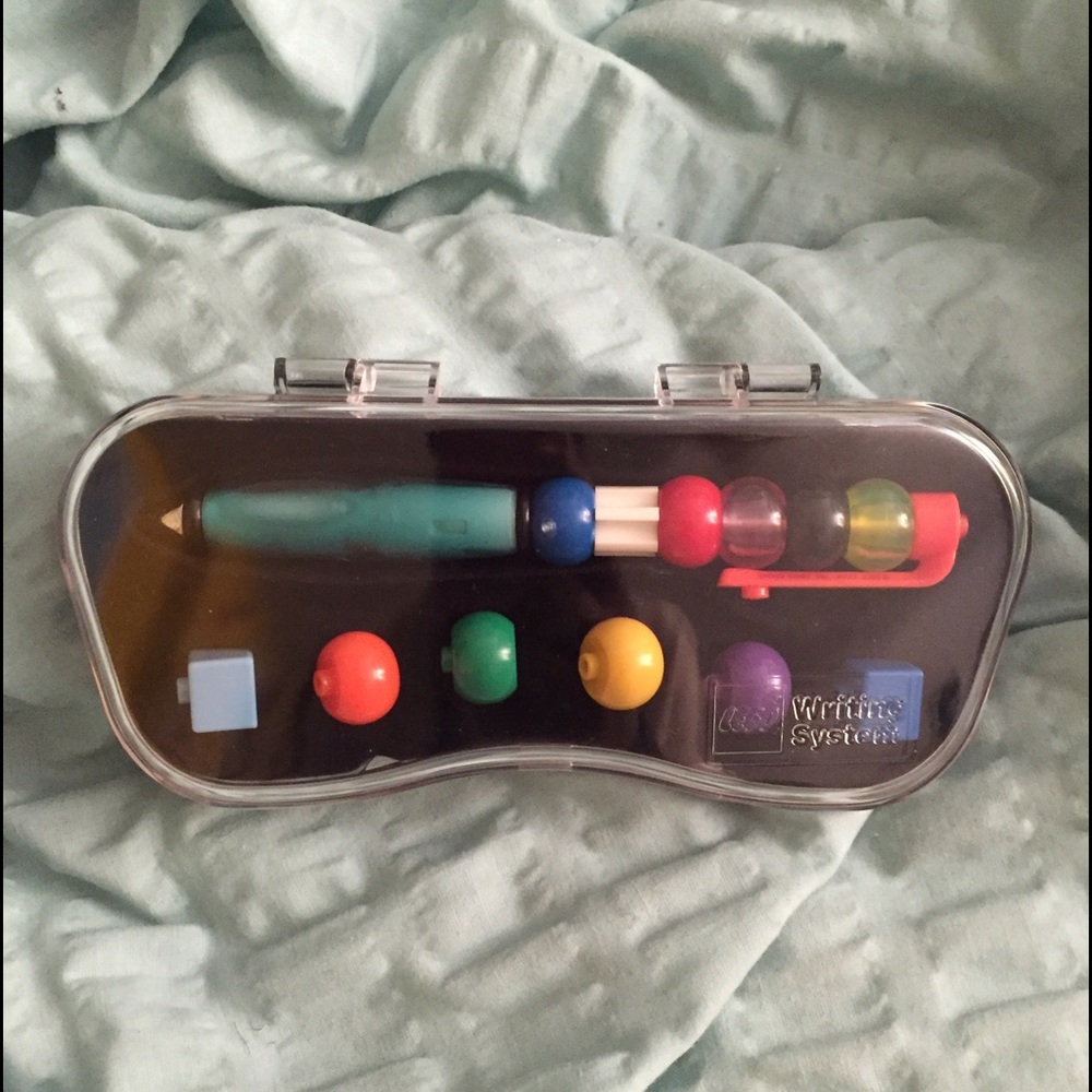 🧩🖊 LEGO Pen Writing System