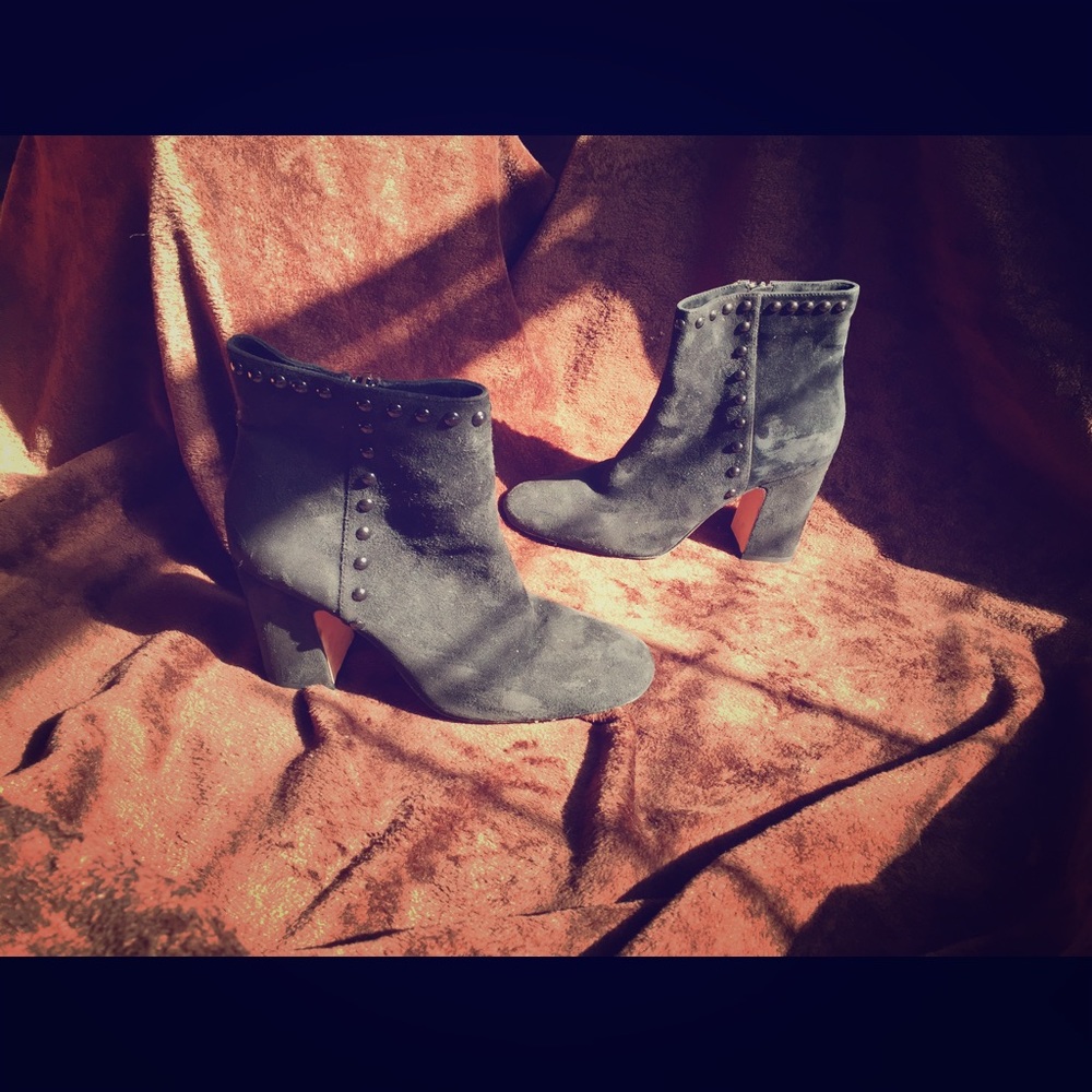 *REDUCED PRICE* Coach "Felicia" Boot, black suede