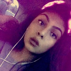 Meet your Posher, Lorena