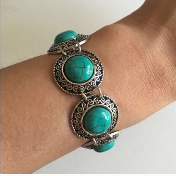 T & J Designs Jewelry - NEW Turquoise Round Bracelet