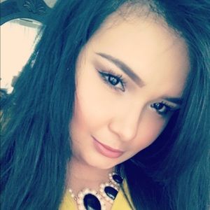 Meet your Posher, Lupita