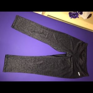 Jockey quarter workout leggings