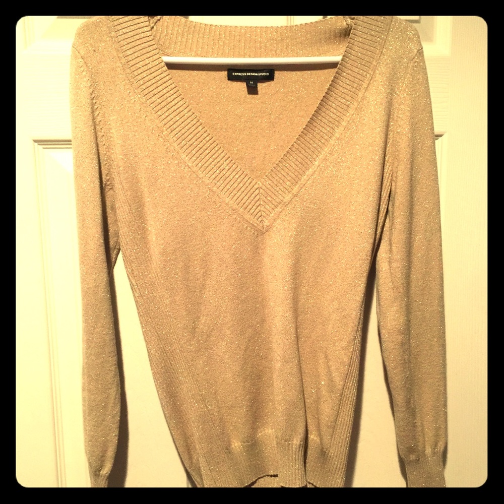⚡️Last price drop!! Express gold sweater!!!