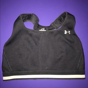 Under armor black clip sports bra