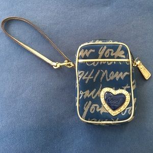 Small adorable coach wristlet!!