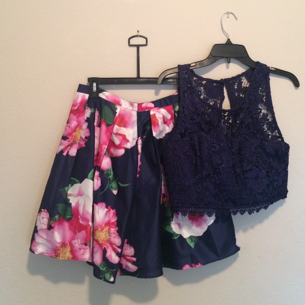 Two piece short floral prom/formal dress