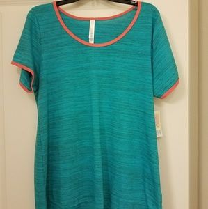 NWT LuLaRoe Classic Tee XL