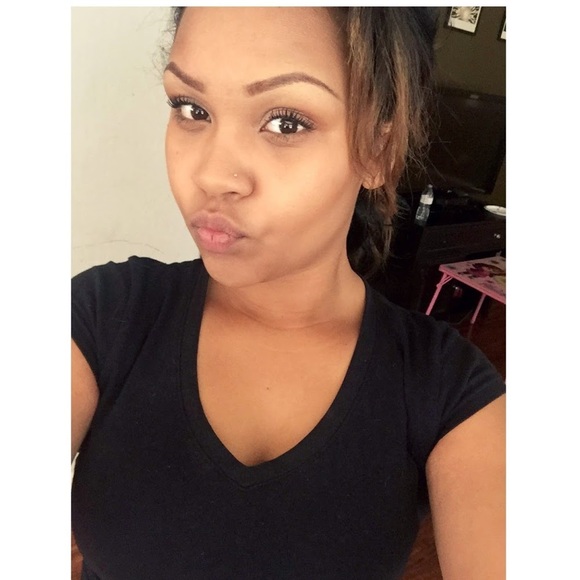 Meet your Posher, Jailee - Picture 1 of 1