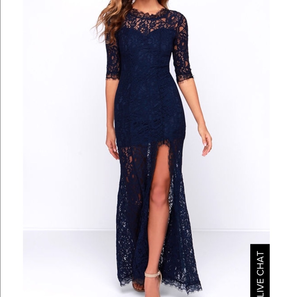 Lace Maxi Dress 💙