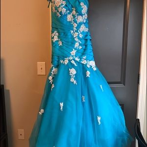 Prom dress