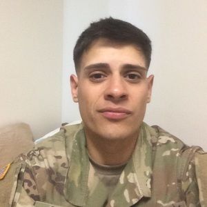 Meet your Posher, Eduardo