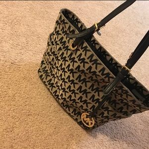 Michael Kors medium tote