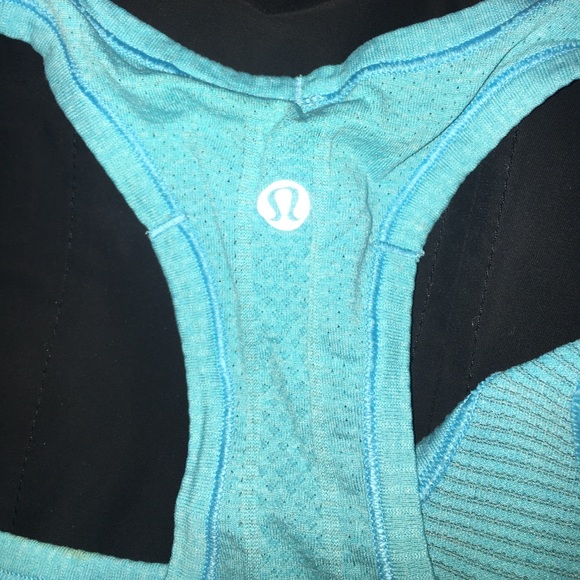 Lululemon top - Picture 4 of 4