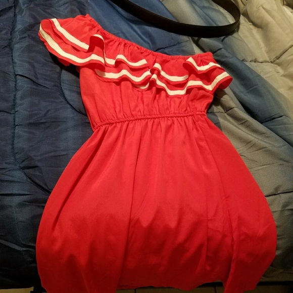 Red and white one shoulder dress - Picture 1 of 2