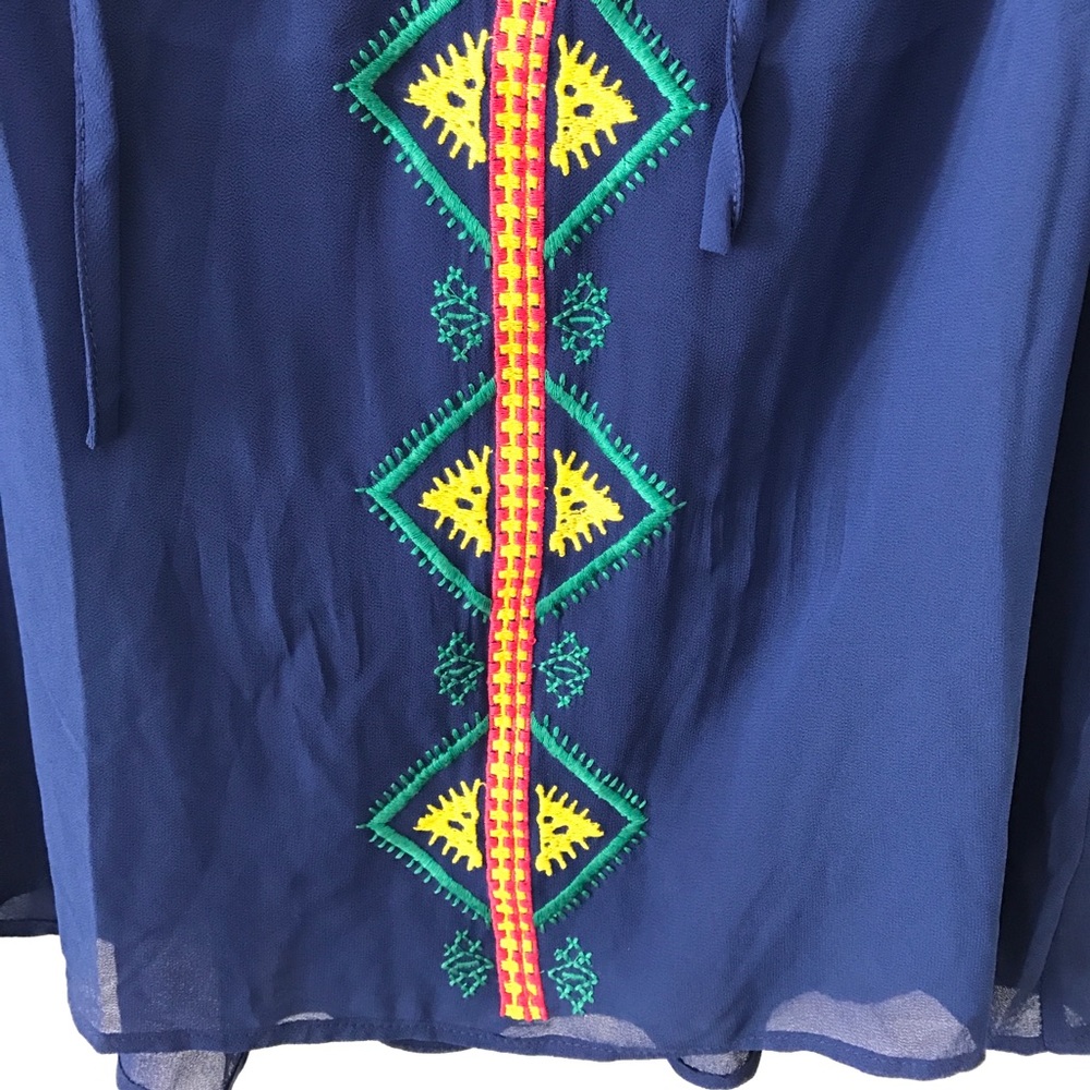 •Love & Stitch Top• - Picture 4 of 5