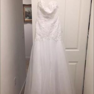 Davids Bridal Dress