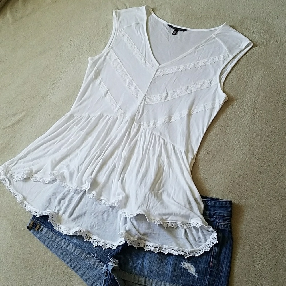 NWOT VS white top
