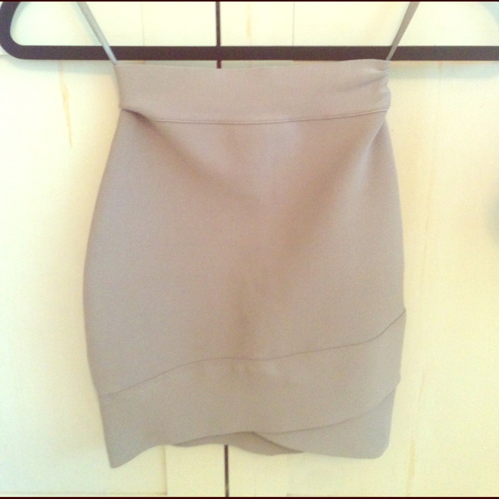 BCBG BANDAGE skirt