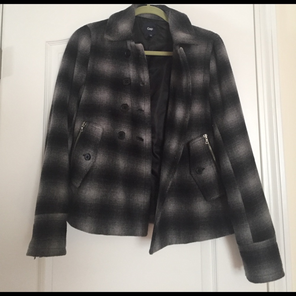 Gap peacoat