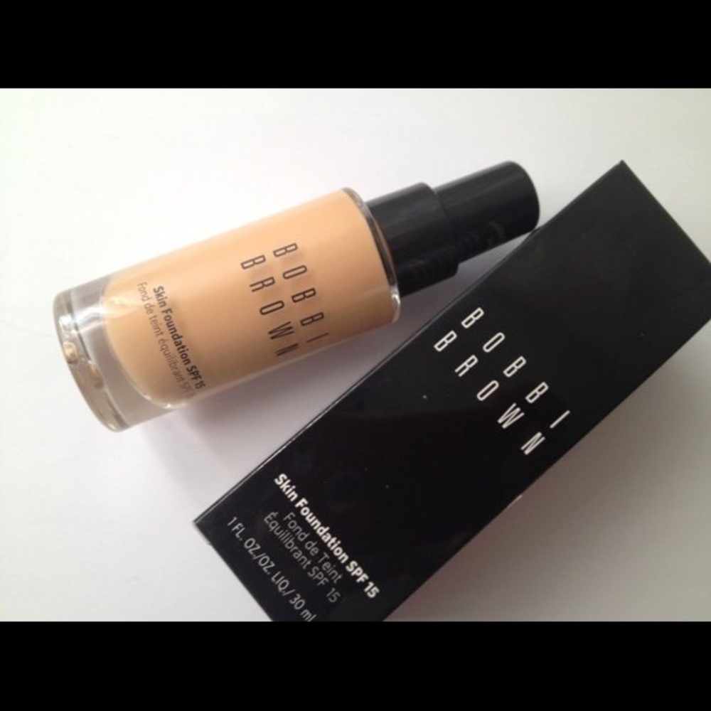 Bobbi Brown Skin Foundation