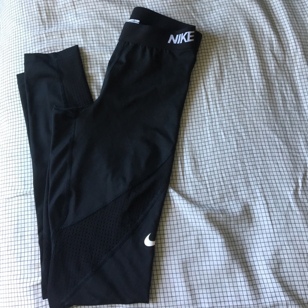 Nike hypercool tights