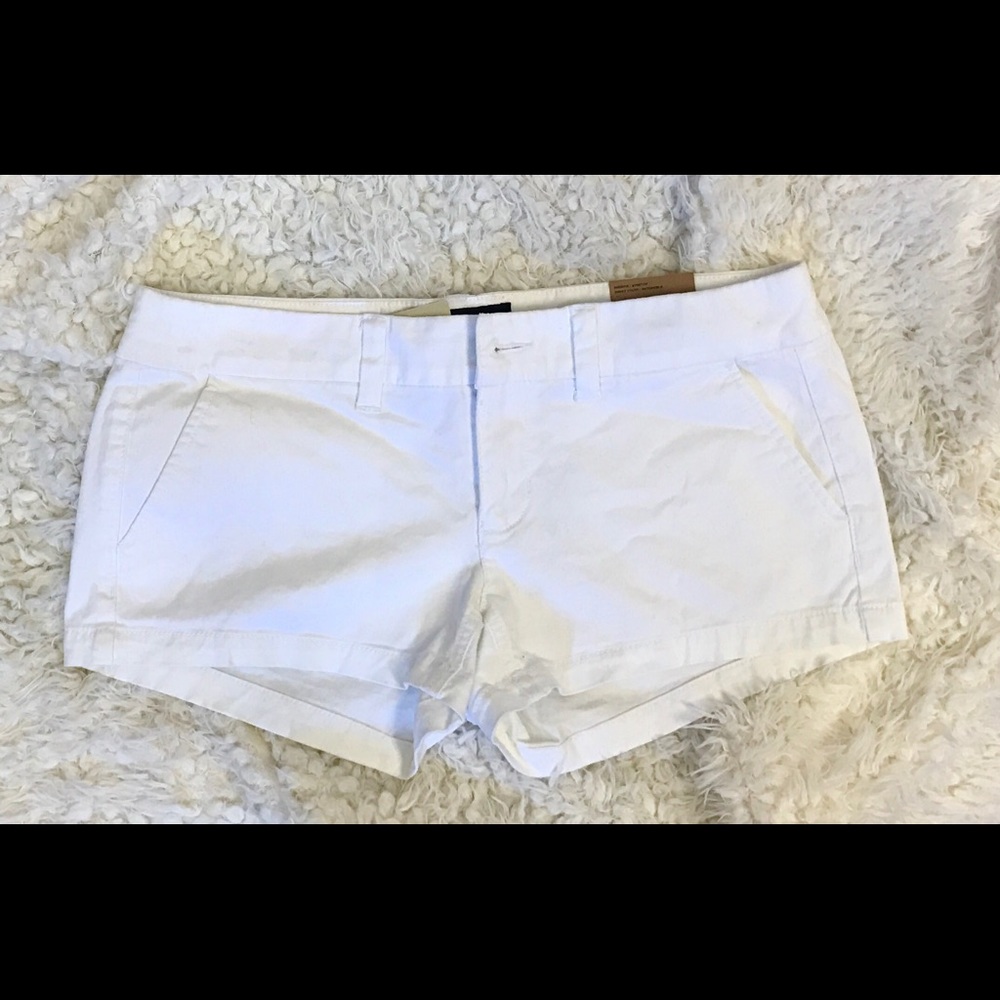 White American Eagle "Shortie" Shorts