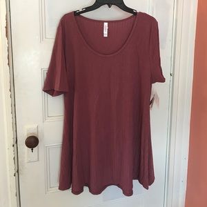 Brand new LuLaRoe pink perfect T