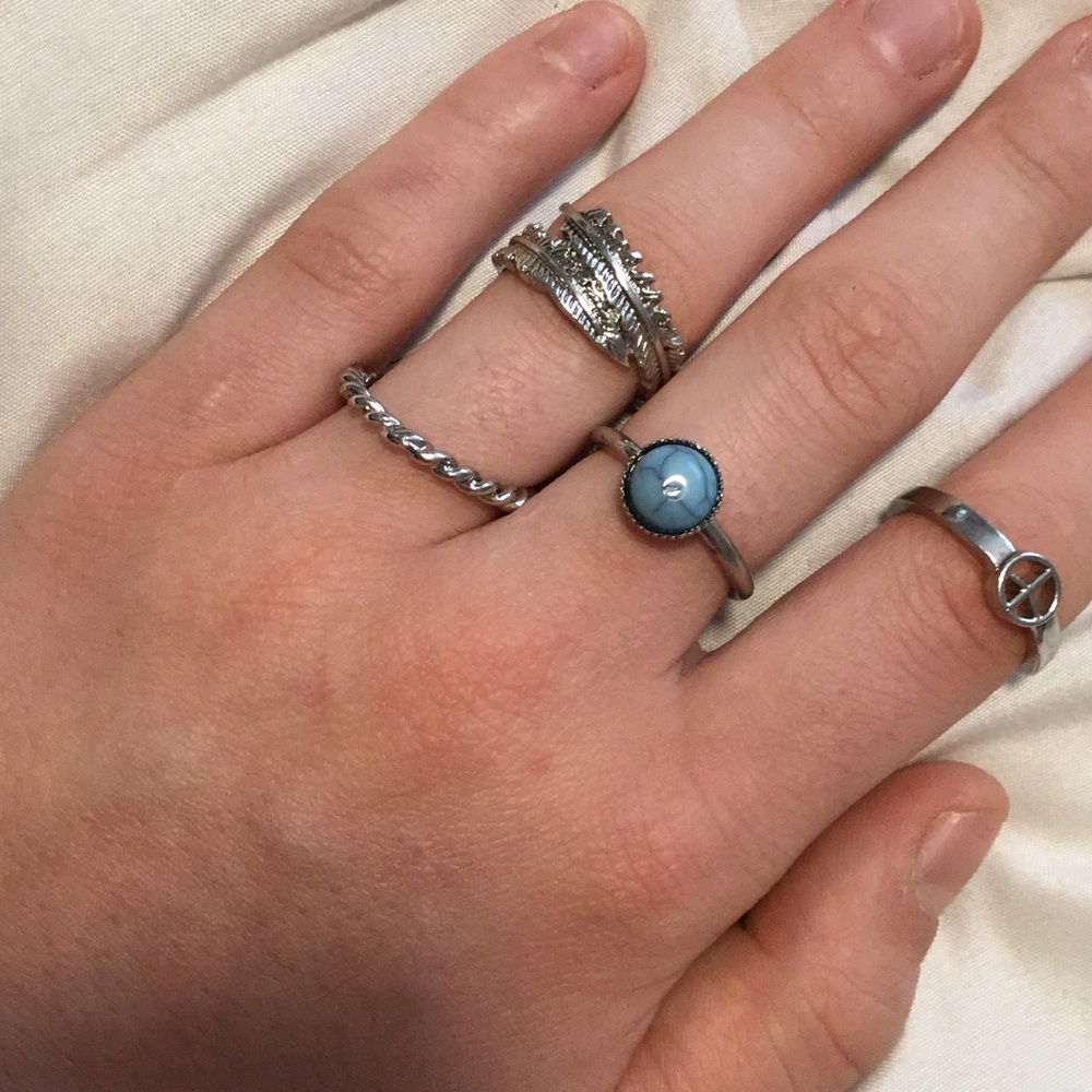Pretty ring set - Picture 3 of 5