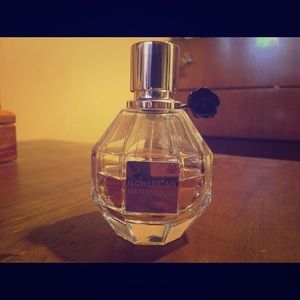 Flowerbomb Viktor&Rolf Perfume