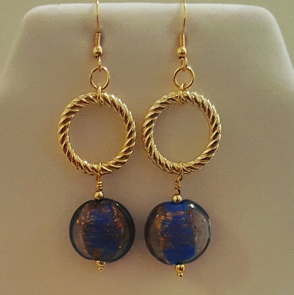 Earrings - Picture 1 of 1