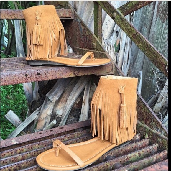 Tan Cascading Fringe Ankle Cuff Toe Ring Sandals - Picture 5 of 5