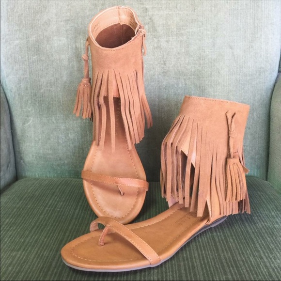Tan Cascading Fringe Ankle Cuff Toe Ring Sandals - Picture 4 of 5