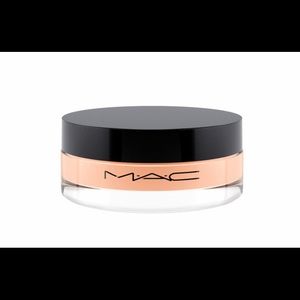 MAC studio fix perfecting powder - medium dark