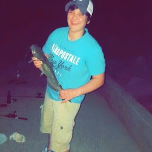 Meet your Posher, April